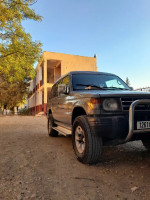 voitures-mitsubishi-pajero-court-1990-ouled-yaich-blida-algerie