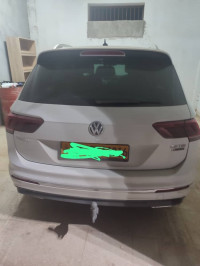 voitures-volkswagen-tiguan-2018-r-line-boumerdes-algerie