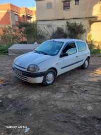 voitures-renault-clio-2-2000-meftah-blida-algerie