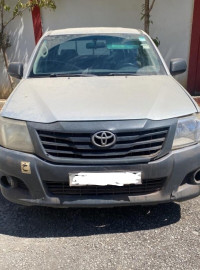 voitures-toyota-hilux-2012-kolea-tipaza-algerie