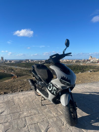 motos-et-scooters-vms-driver-dr-2024-baba-hassen-alger-algerie