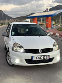 voitures-renault-clio-campus-2012-bye-el-harrouch-skikda-algerie