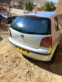 voitures-volkswagen-polo-2009-herenfa-chlef-algerie