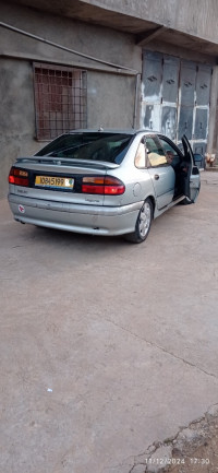 voitures-renault-laguna-1-1999-achaacha-mostaganem-algerie