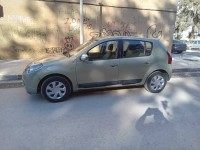 سيارات-dacia-sandero-2009-بومرداس-الجزائر