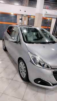 voitures-peugeot-208-2019-boutlelis-oran-algerie