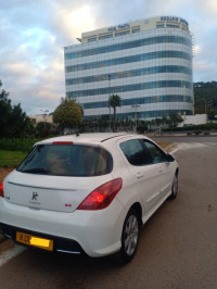 voitures-renault-clio-4-2013-alger-centre-algerie