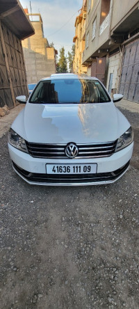 voitures-volkswagen-passat-2011-highline-chiffa-blida-algerie