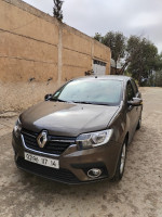 voitures-renault-symbol-2017-tiaret-algerie