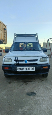 voitures-renault-express-2000-beni-djellil-bejaia-algerie