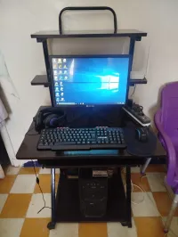 Pc bureau + table + modem