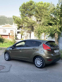 voitures-ford-fiesta-2012-city-tizi-ouzou-algerie