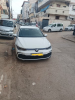 voitures-volkswagen-golf-8-2021-gte-kouba-alger-algerie