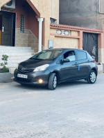 voitures-toyota-yaris-2012-mecheria-naama-algerie