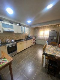 appartement-location-f3-alger-saoula-algerie