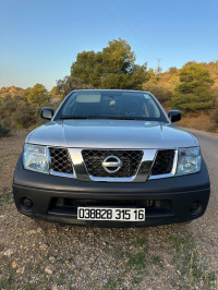 voitures-nissan-navara-2015-chlef-algerie