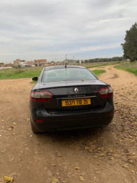 voitures-renault-fluence-2010-khemis-el-khechna-boumerdes-algerie