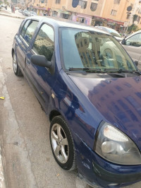 voitures-renault-clio-2-2004-sidi-bel-abbes-algerie