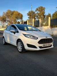 voitures-ford-fiesta-2013-trend-look-kouba-alger-algerie