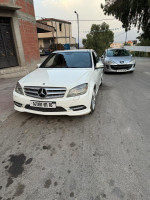 voitures-mercedes-classe-c-2011-avant-garde-sidi-aich-bejaia-algerie