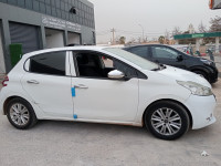 voitures-peugeot-208-2012-oran-algerie