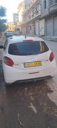 voitures-peugeot-208-2014-bordj-bou-arreridj-algerie