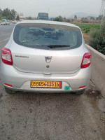 voitures-dacia-sandero-2015-khemis-el-khechna-boumerdes-algerie