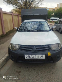 voitures-mitsubishi-l200-2011-ouled-medea-algerie