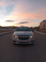 voitures-chevrolet-cruze-2011-lt-ain-taghrout-bordj-bou-arreridj-algerie