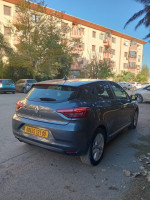 voitures-renault-clio-5-2021-bizness-blida-algerie