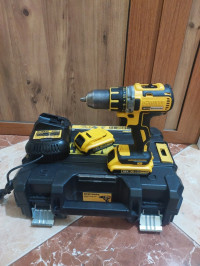 batiment-construction-visseuse-dewalt-18v-brushless-bouira-algerie