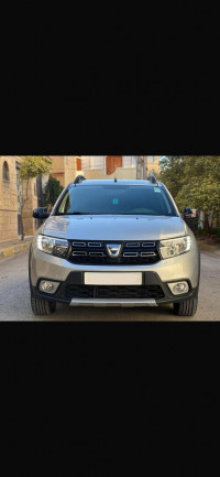 voitures-dacia-sandero-2019-stepway-restylee-douera-alger-algerie