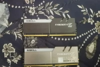   G Skill Trident Z RGB  4000 19D-32GTZR