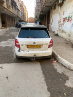 voitures-skoda-fabia-2012-monte-carlo-bordj-el-kiffan-alger-algerie