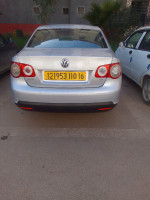 voitures-volkswagen-jetta-2010-classic-ain-lechiekh-defla-algerie