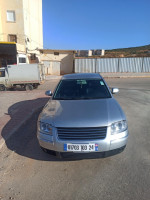 grande-berline-volkswagen-passat-2003-guelma-algerie