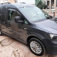 utilitaire-volkswagen-caddy-2018-algerie