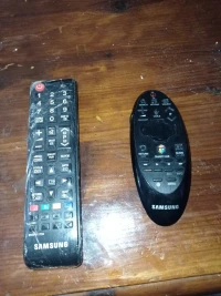 télécommande Samsung+télécommande Magic 
