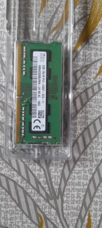 RAM SK Hynix 2GB DDR4 2400MHz pour laptop (Comme neuve)