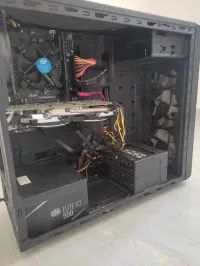 PC GAMER AURES
