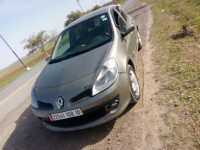 voitures-renault-clio-3-2008-raouraoua-bouira-algerie