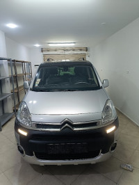 voitures-citroen-berlingo-multispace-2013-xtr-plus-bir-el-djir-oran-algerie