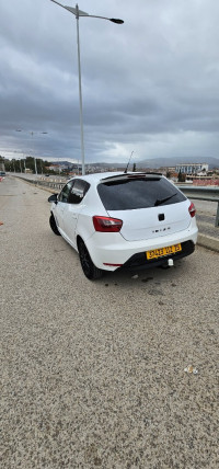 voitures-seat-ibiza-2012-fully-constantine-algerie