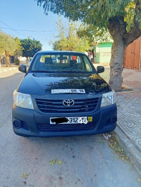 voitures-toyota-hilux-2012-ain-tolba-temouchent-algerie