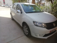 berline-dacia-logan-2014-taher-jijel-algerie