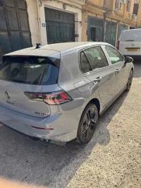 Volkswagen Golf 8 2025 R Black Edition 