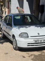 voitures-renault-clio-classique-2001-bouarfa-blida-algerie