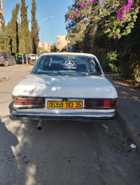 voitures-mercedes-classe-e-1983-reghaia-alger-algerie