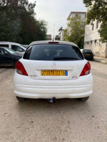 voitures-peugeot-207-2012-bordj-el-kiffan-alger-algerie