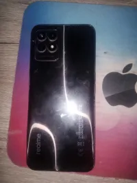 realme 8i